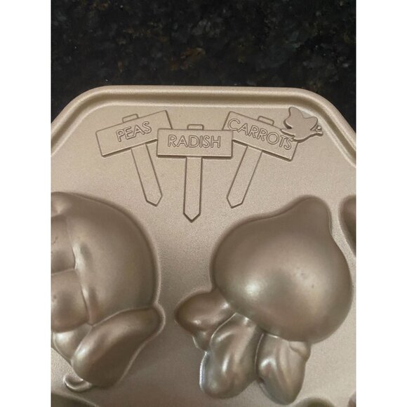Nordic Ware "Garden Patch Cakelets" Baking Mold- Carrots, Peas, Radishes - Picture 8 of 9